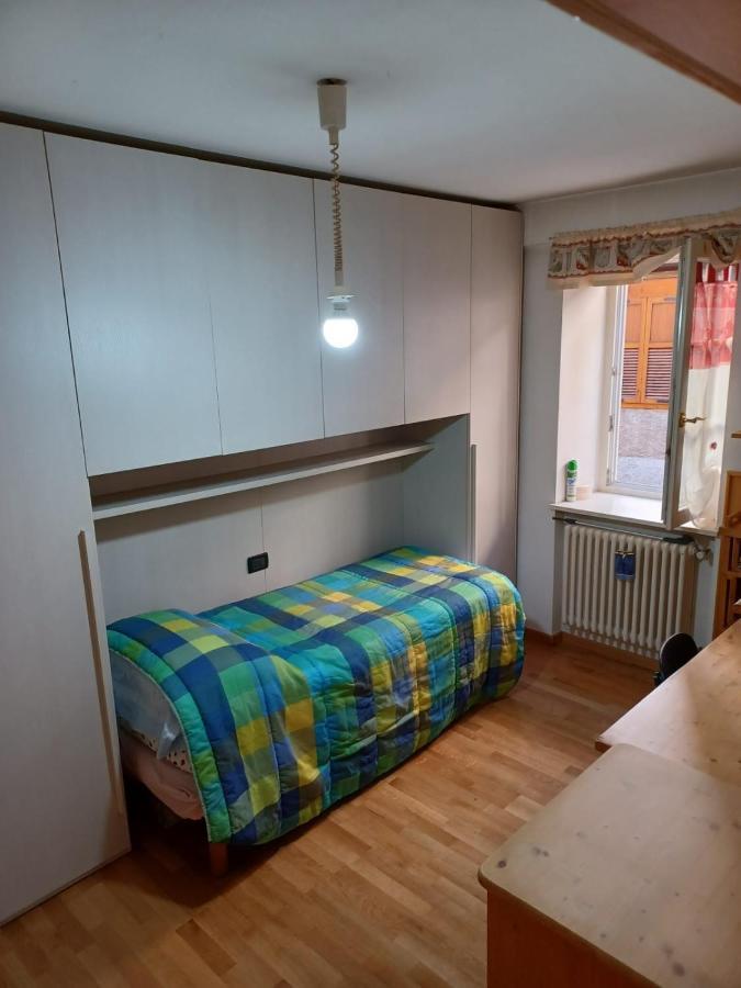 Zia Pia'S House Apartment Malè Екстериор снимка